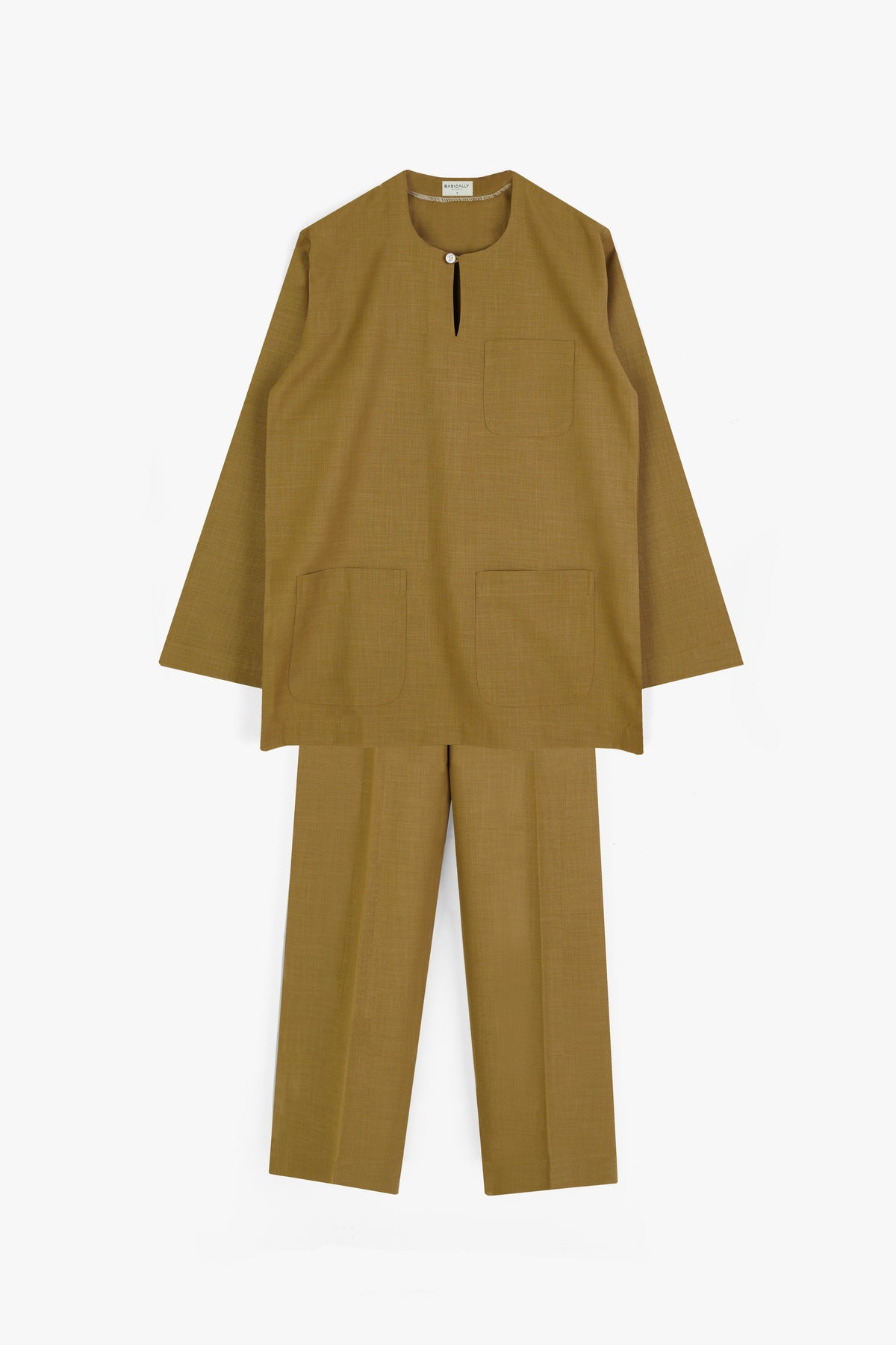 Teluk Belanga in Dark Moss Green